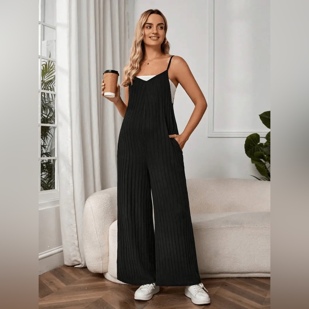 Boohoo Black Maternity Rib Culotte Jumpsuit in Black NWT Size 4 US